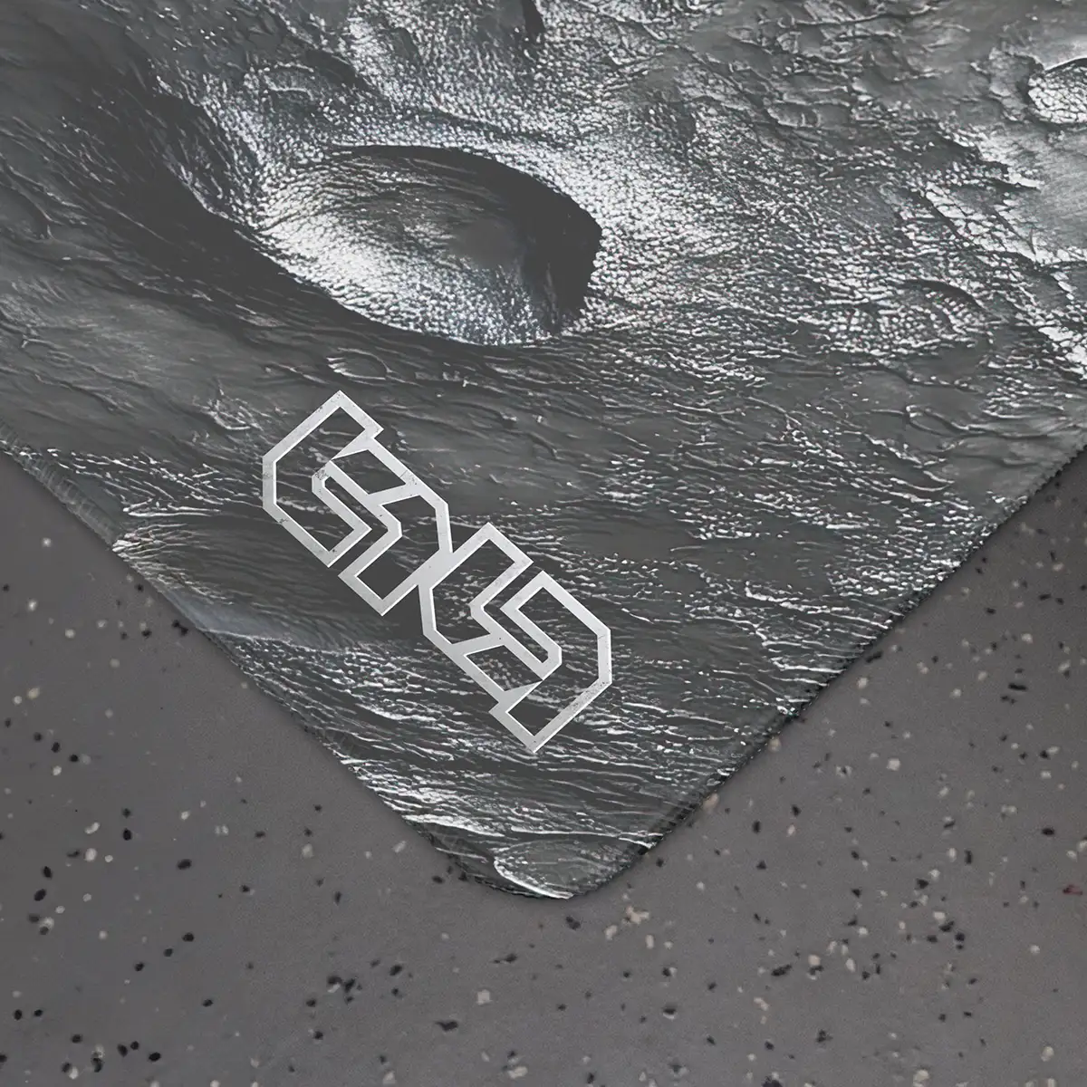 Floor Mat Moon Surface - Image 3