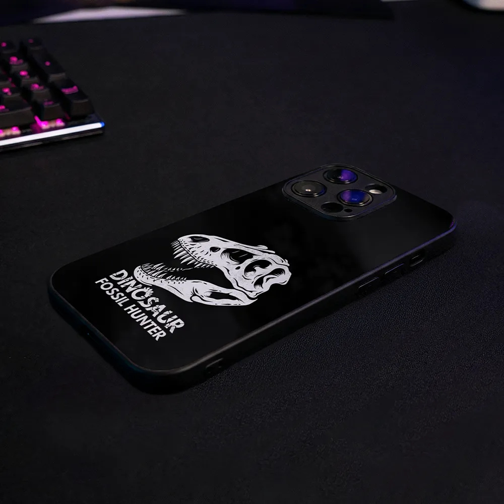 Glass Phone Case Dino Skull Hunter - Image 10