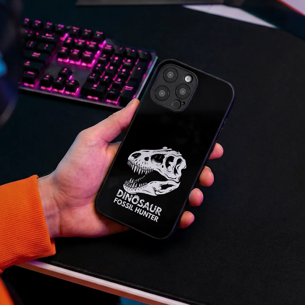 Glass Phone Case Dino Skull Hunter - Image 5