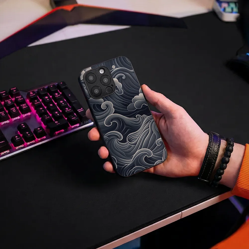 Glass Phone Case Huge Waves - Image 9