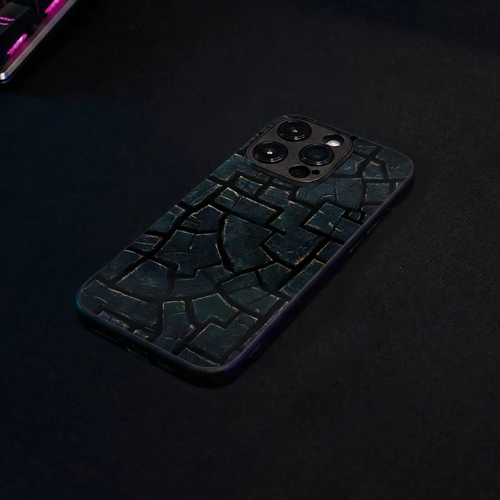 Glass Phone Case Minotaur’s Labyrinth - Image 7