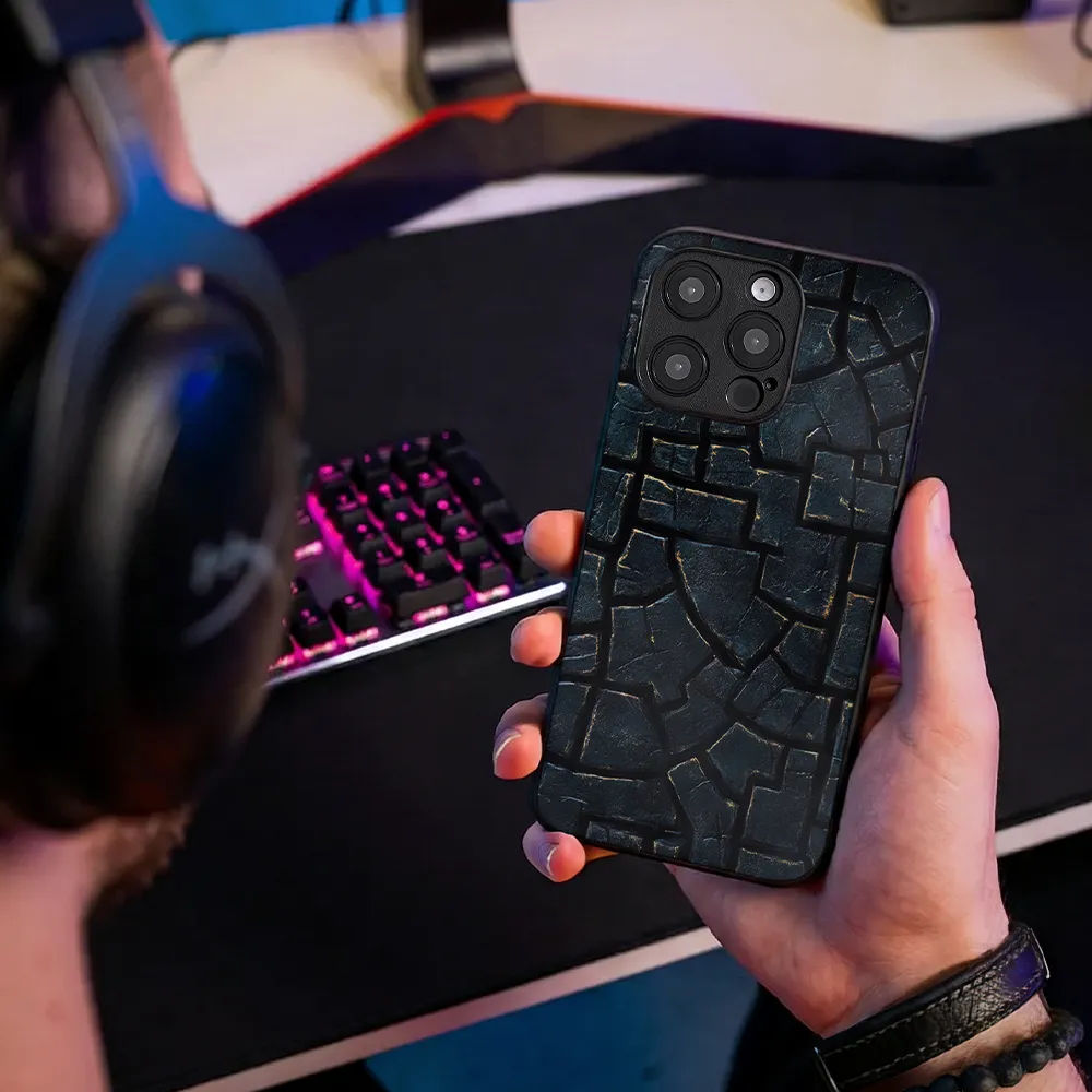 Glass Phone Case Minotaur’s Labyrinth - Image 8
