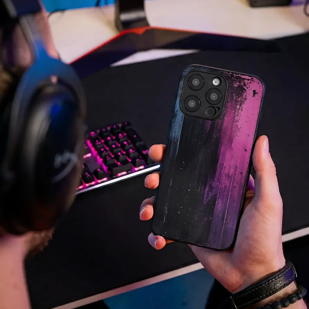 Glass Phone Case Paint on Planks - Image 8