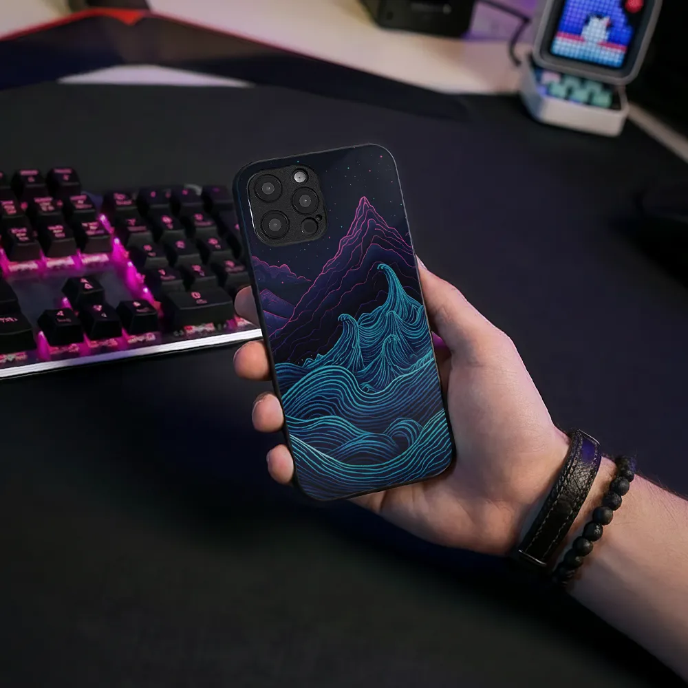 Glass Phone Case Retrowave Mountains - Image 6