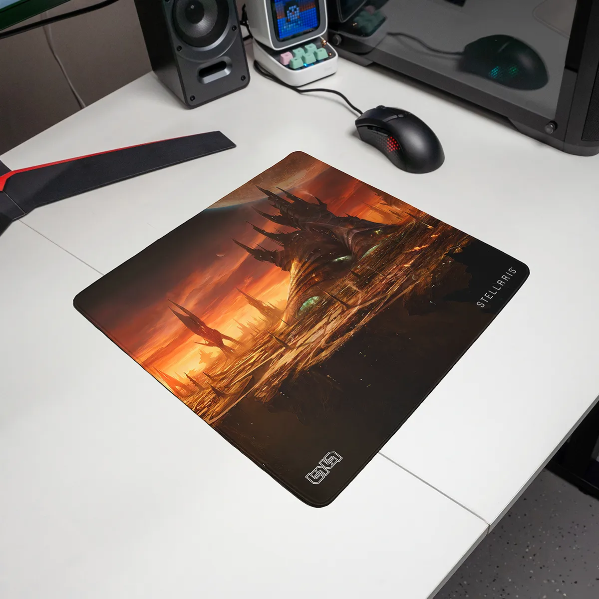Mousepad Alien City by Kentaro Kanamoto - Image 23