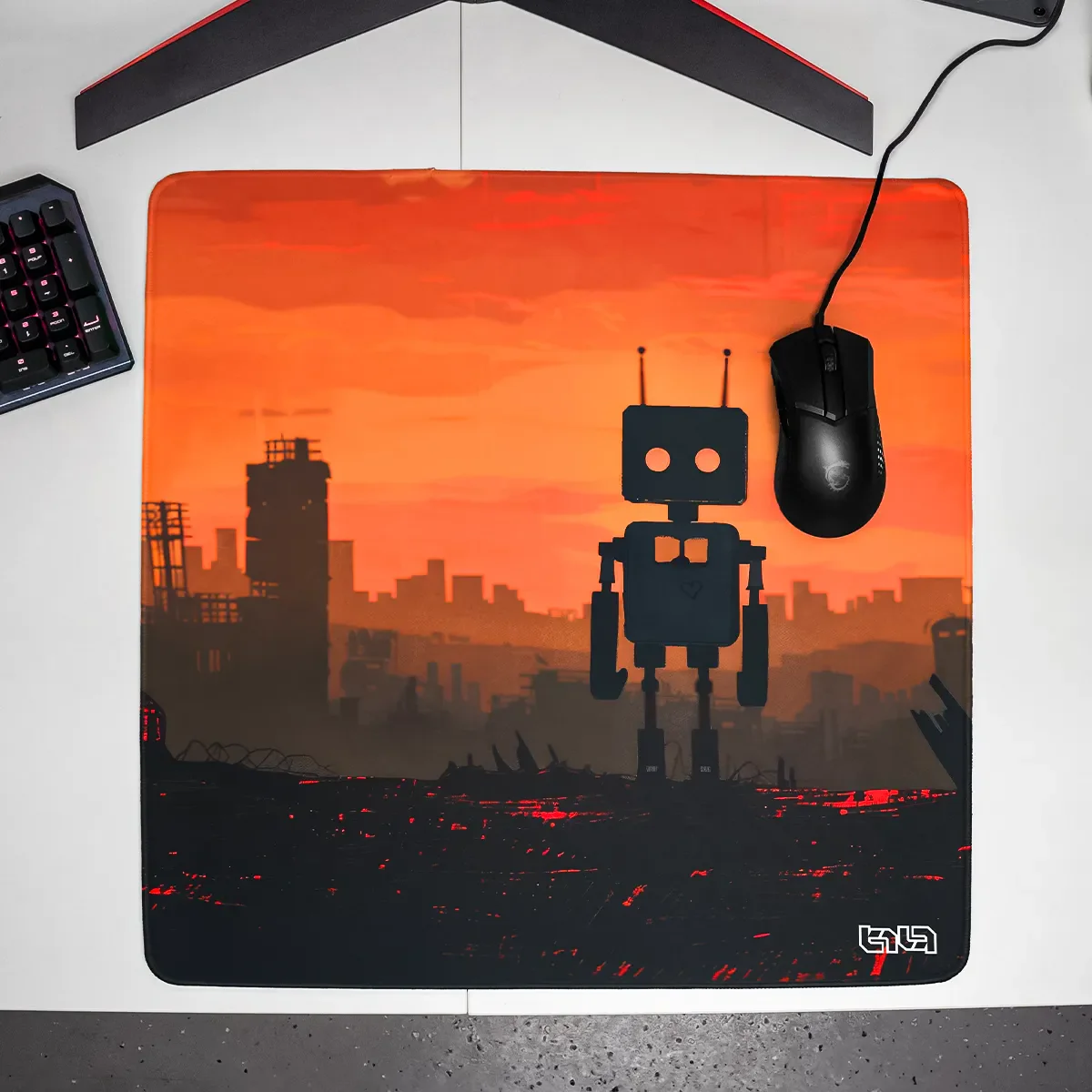 Mousepad Death and Robots - Image 20