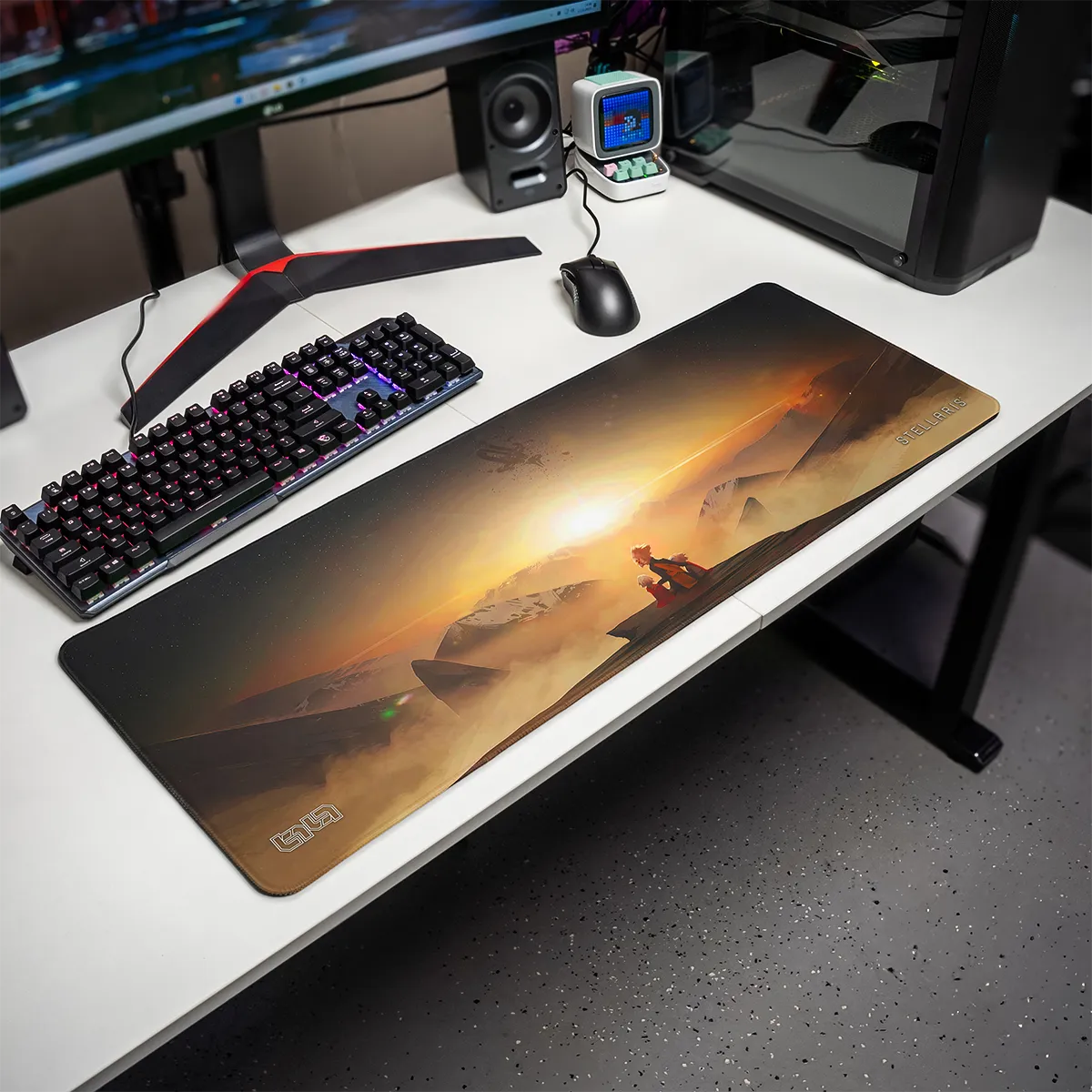 Mousepad First Contact 2 - Image 14