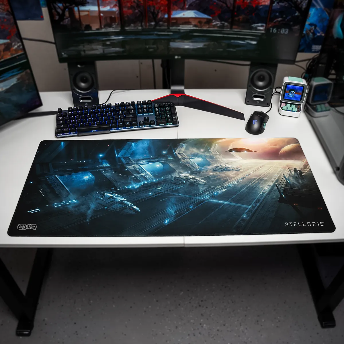 Mousepad Hangar Bay by Kentaro Kanamoto - Image 10