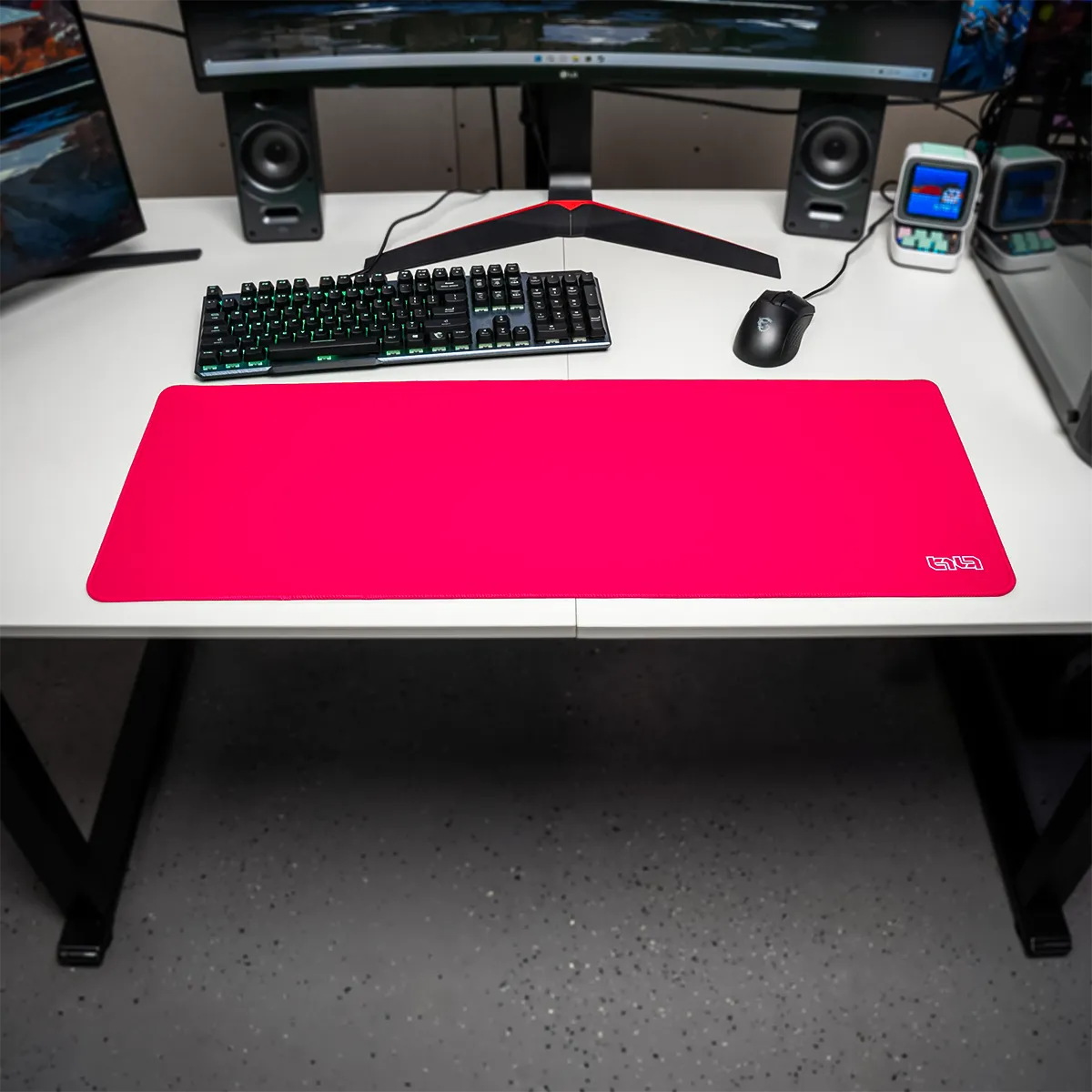 Mousepad Lipstick - Image 15