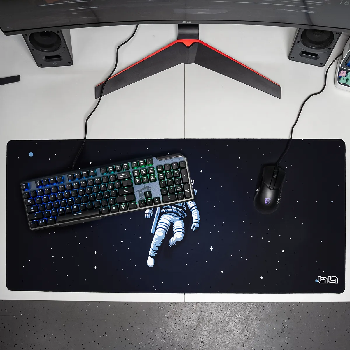 Mousepad Lost Astronaut - Image 11