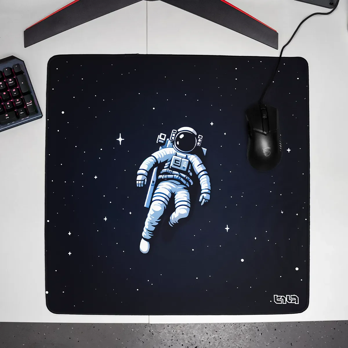 Mousepad Lost Astronaut - Image 20