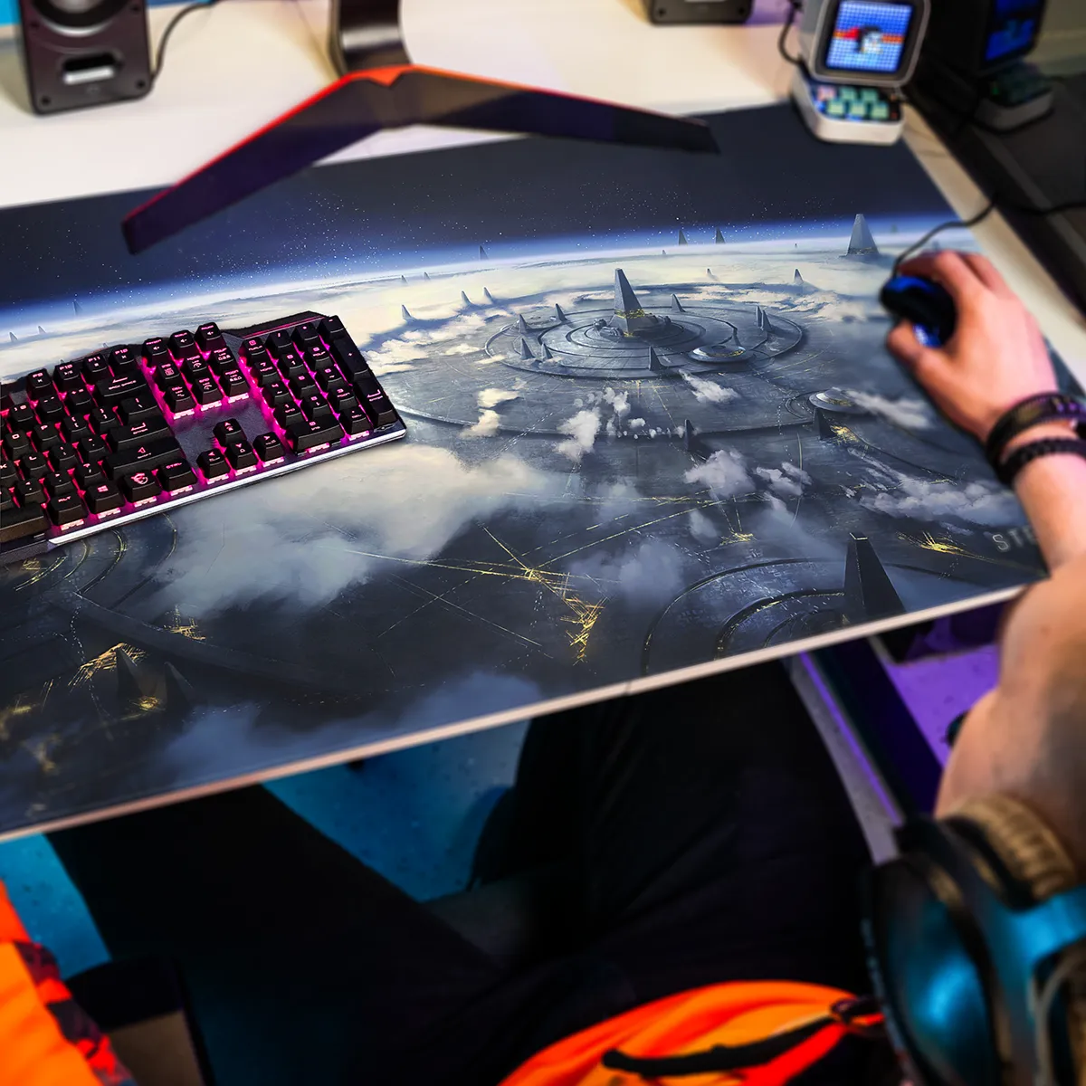 Mousepad Megacorp - Image 2