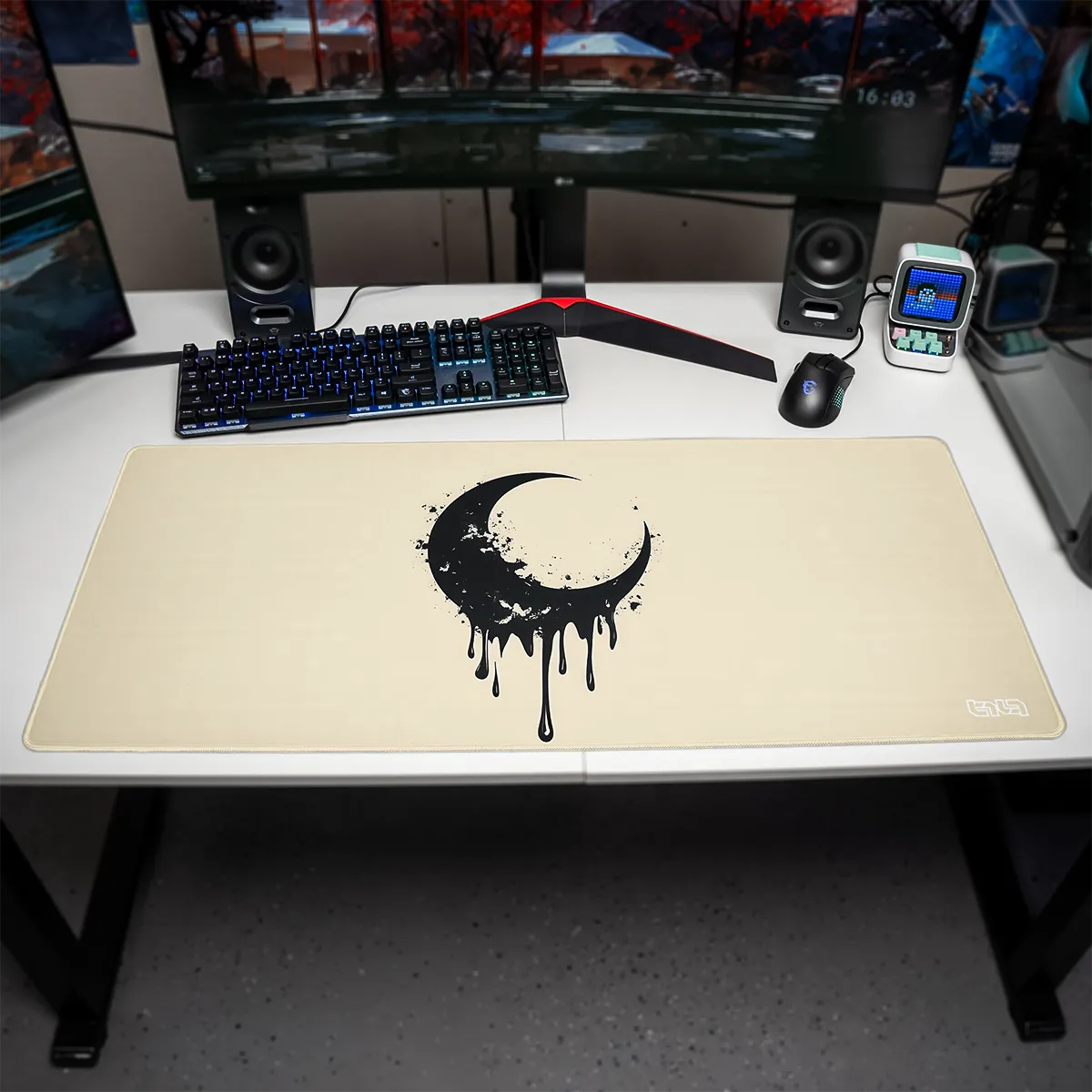 Mousepad Melting Crescent - Image 10