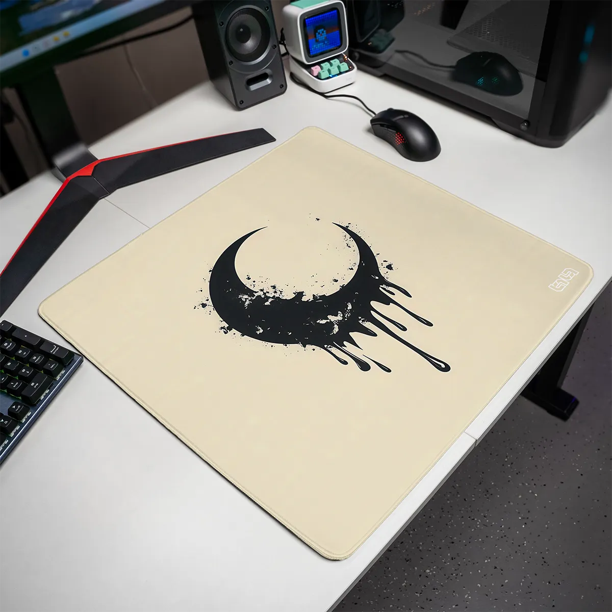 Mousepad Melting Crescent - Image 19