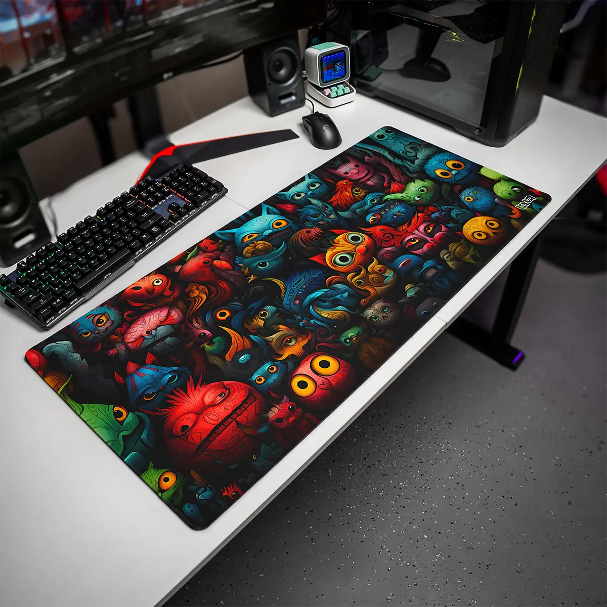 Mousepad Monstrous Audience - Image 9