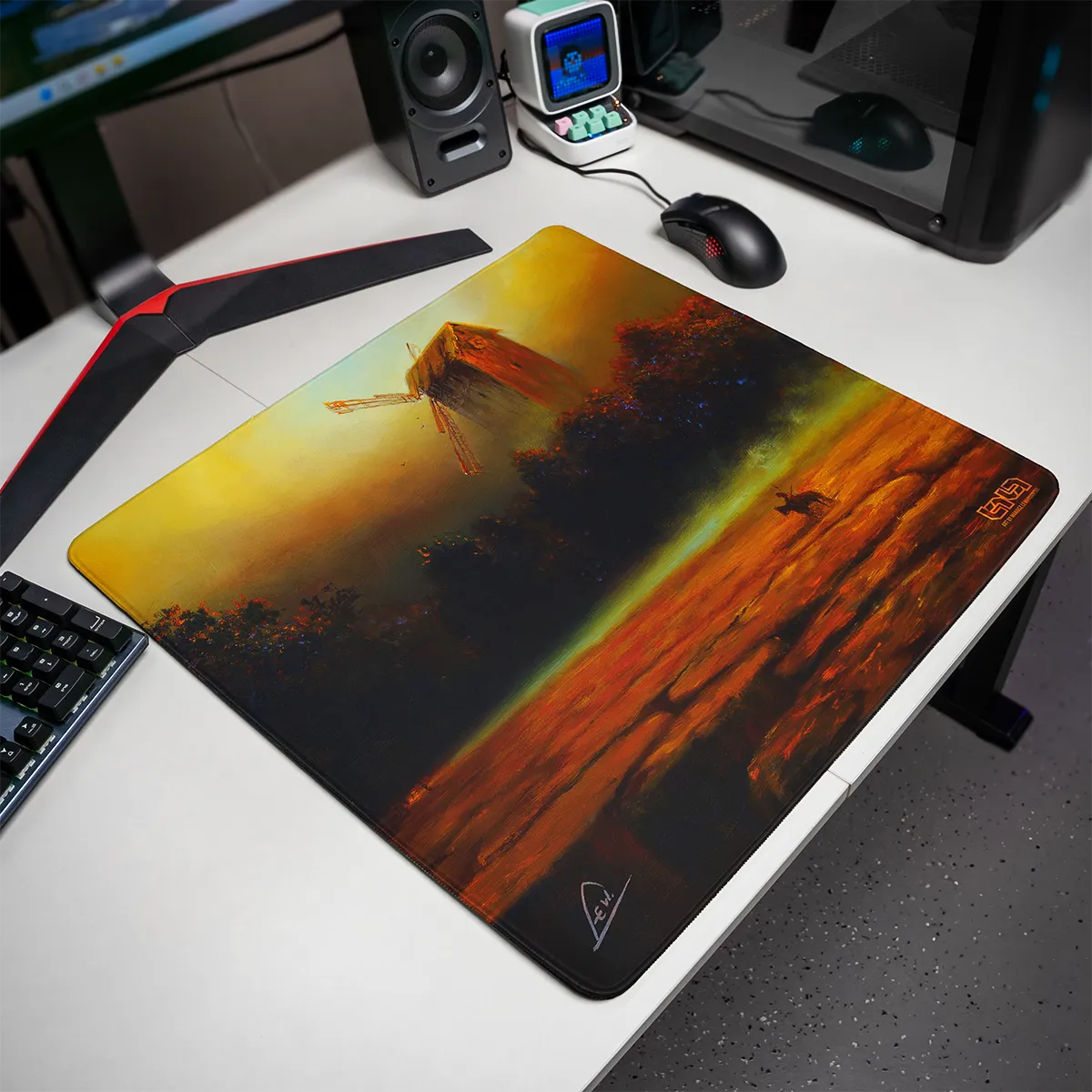 Mousepad Nocturn with a Faulty Knight - Image 19