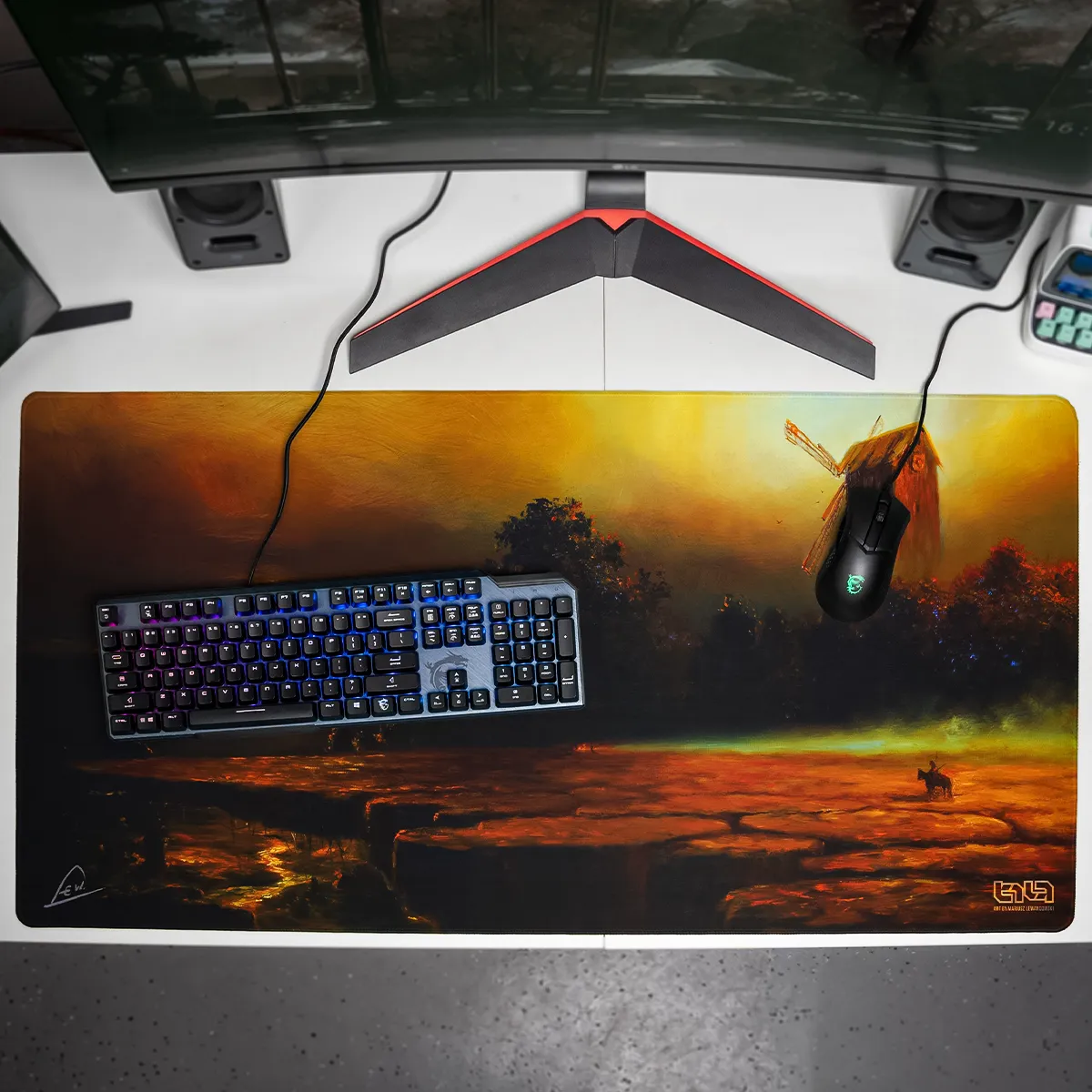 Mousepad Nocturn with a Faulty Knight - Image 6