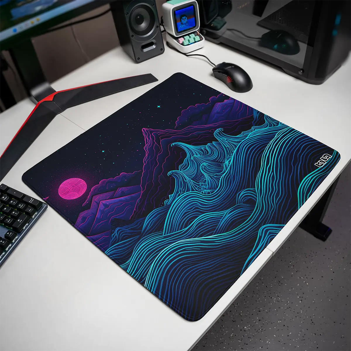 Mousepad Retrowave Mountains - Image 19