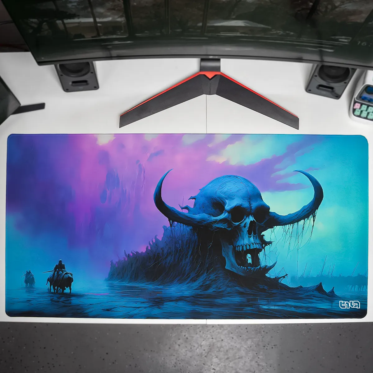Mousepad Scary Things