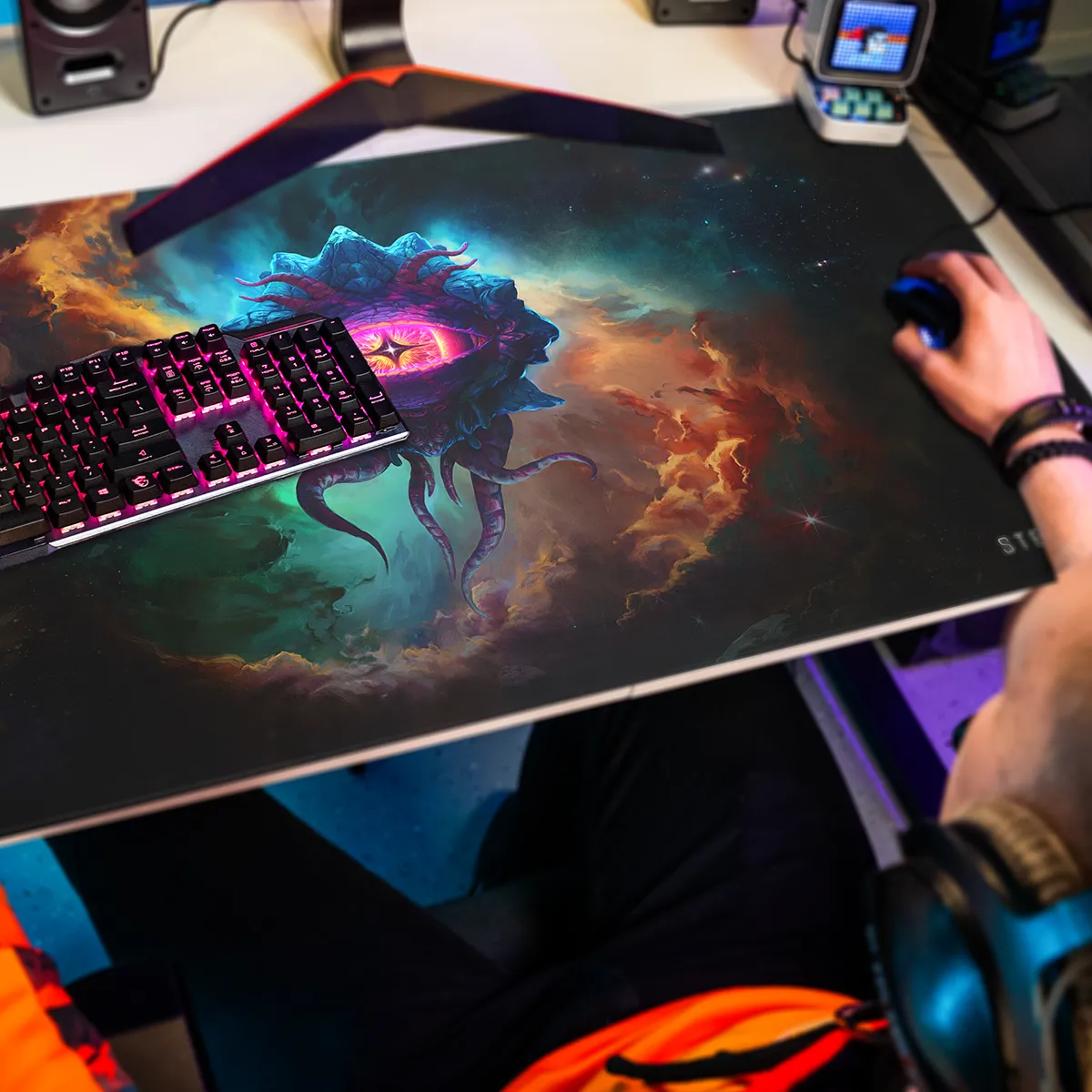 Mousepad Shadows of the Shroud - Image 2