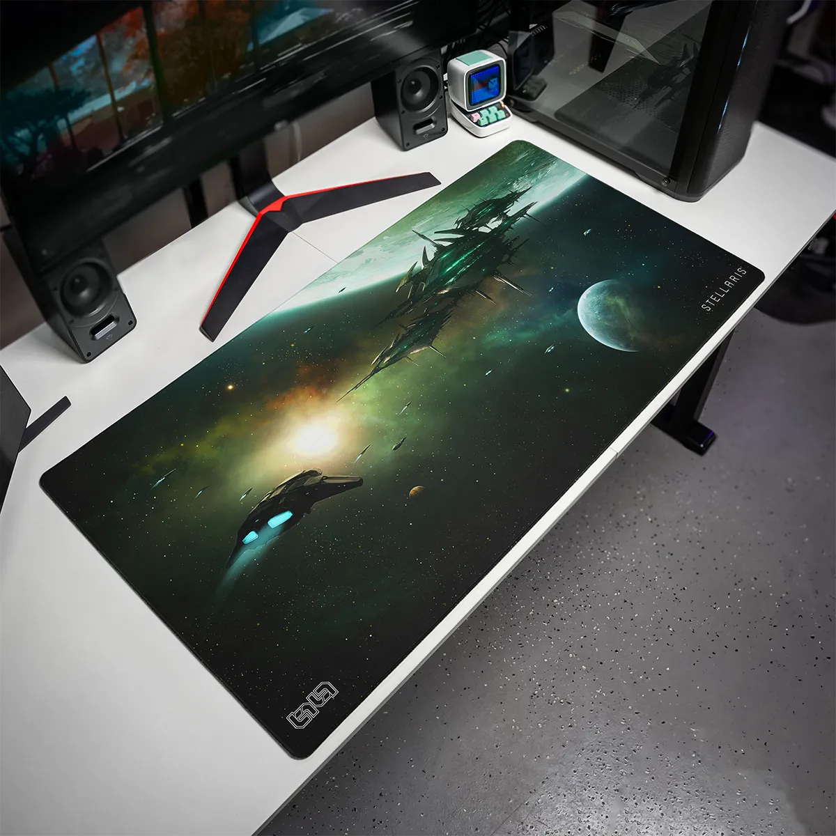 Mousepad Space Station by Kentaro Kanamoto - Image 4