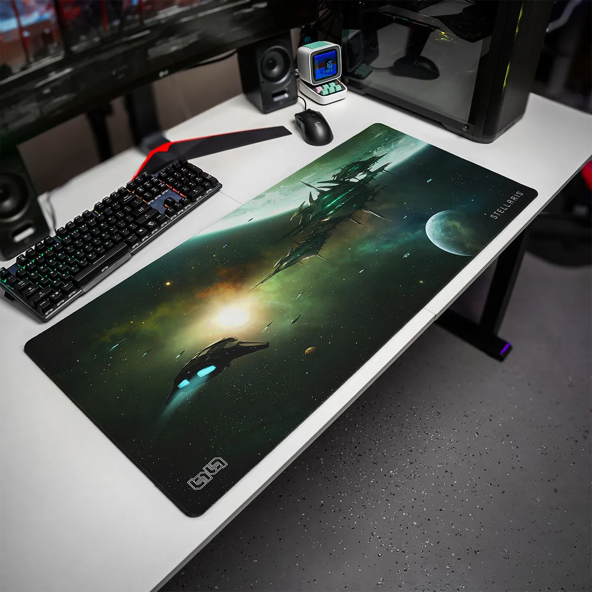 Mousepad Space Station by Kentaro Kanamoto - Image 9